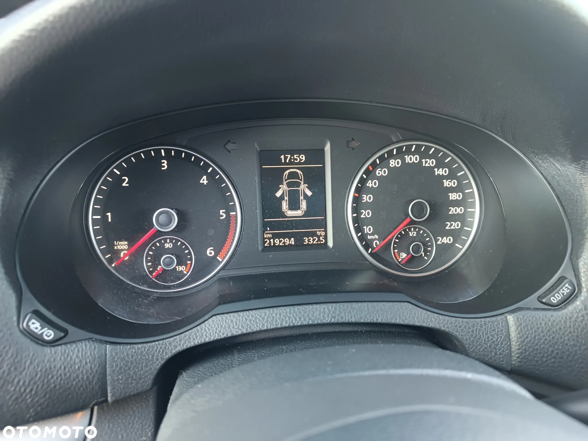 Volkswagen Sharan - 16