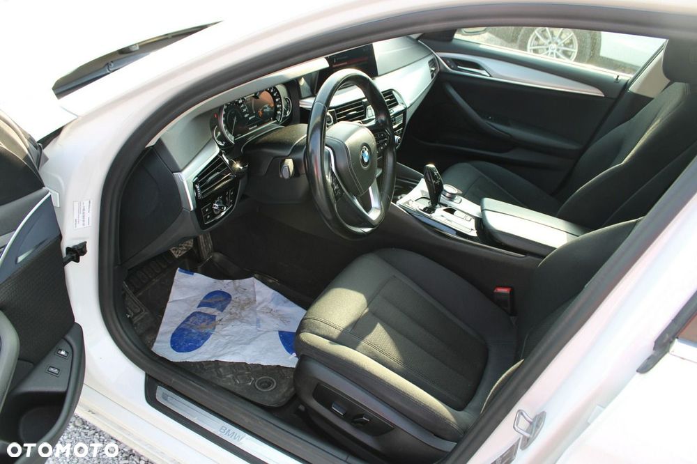 BMW Seria 5 - 17