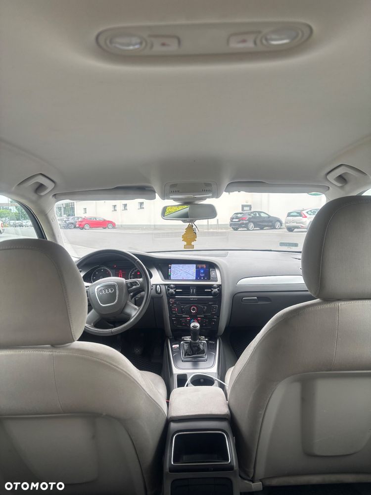 Audi A4 Avant 2.0 TDI - 12