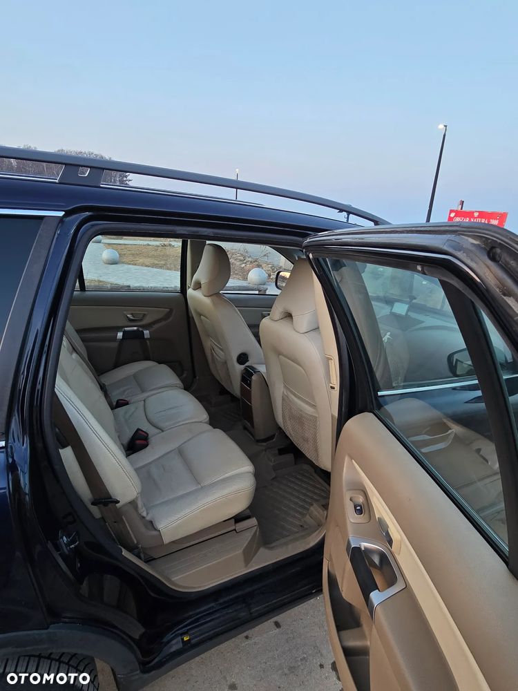 Volvo XC 90 - 11