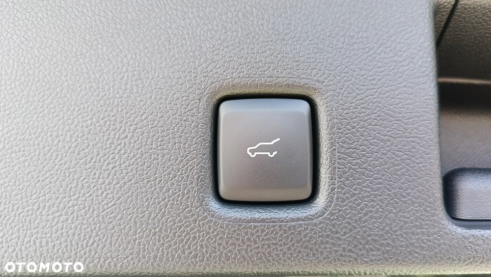 Ford Kuga 2.5 FHEV FWD ST-Line X - 16