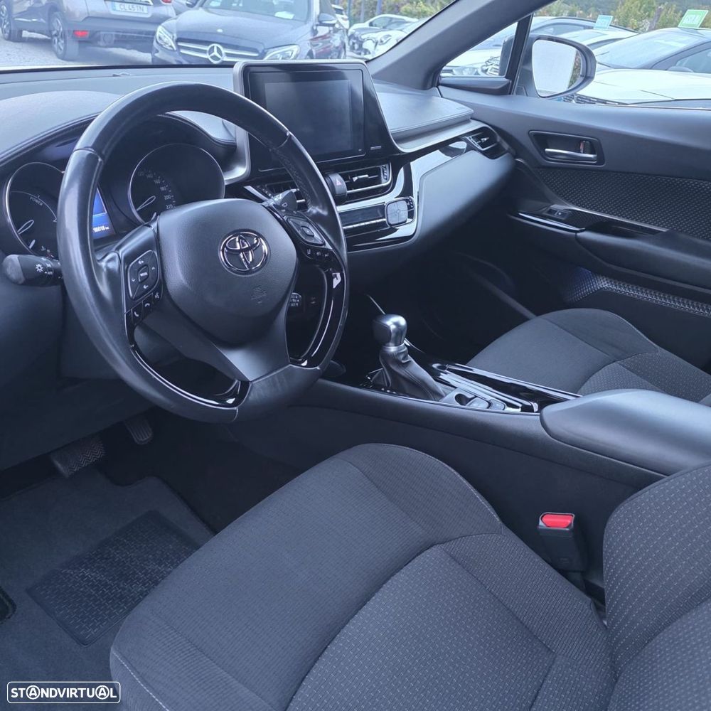 Toyota C-HR 1.8 HSD Comfort+P.Style - 6
