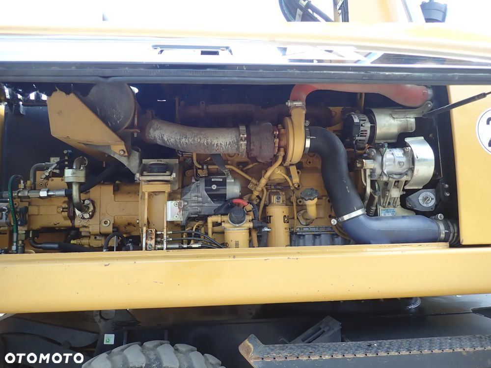 Caterpillar M318D - 9