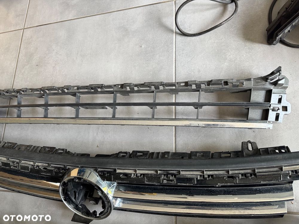 Volkswagen Arteon atrapa grill kratka - 6