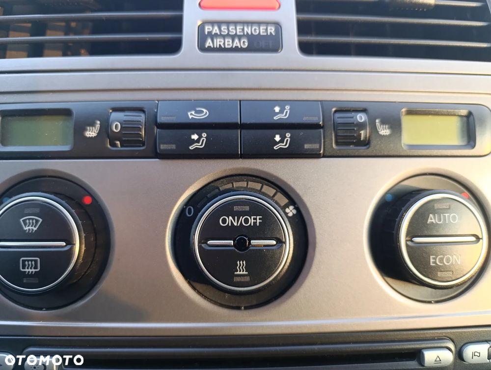 Volkswagen Touran - 39