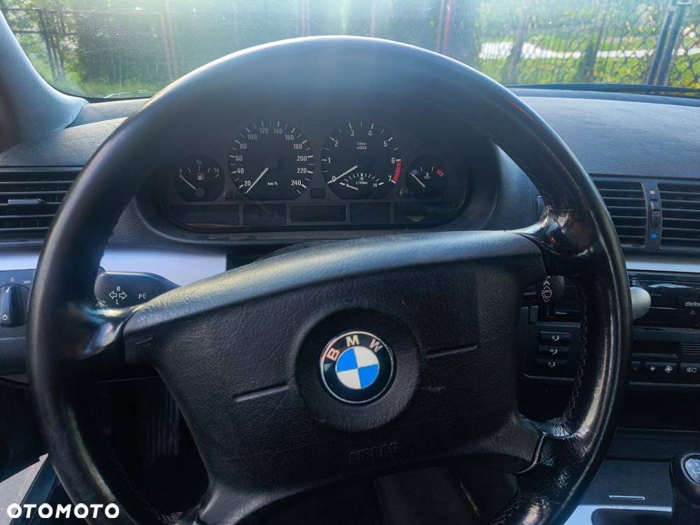 BMW Seria 3 - 8