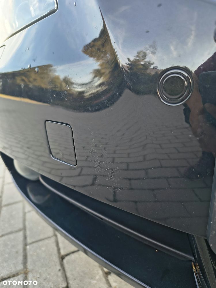 BMW Seria 5 525d - 38