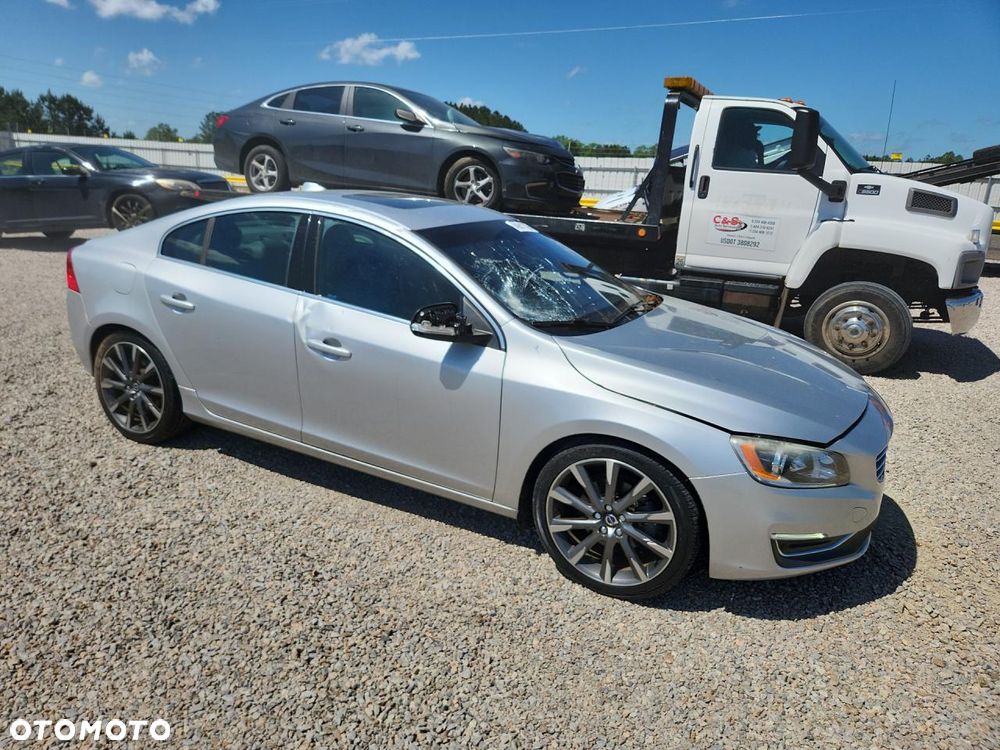 Volvo S60 - 5
