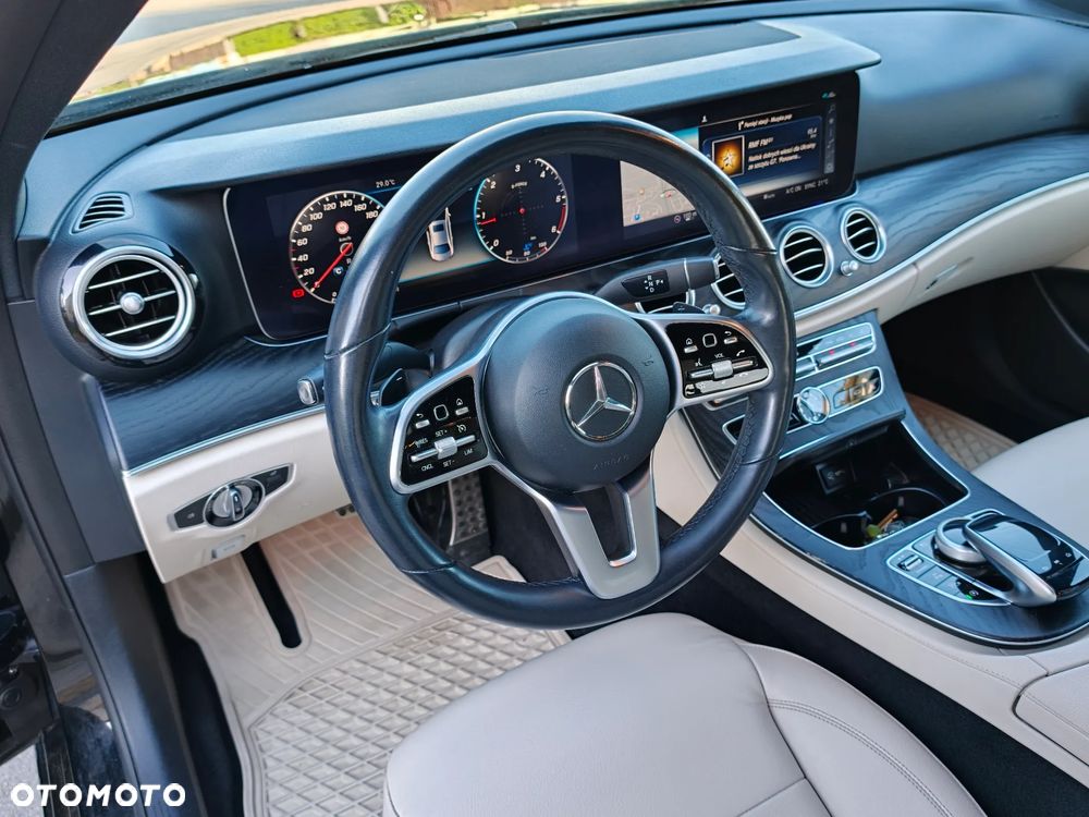 Mercedes-Benz Klasa E 220 d 4-Matic Avantgarde - 18