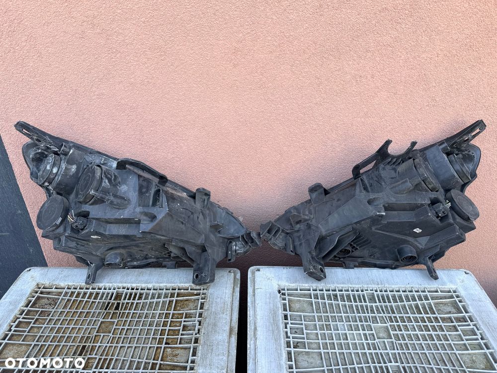 Lampa przednia PEUGEOT PARTNER 3 III KOMPLET EUROPA ORYGINALNE VALEO - 4