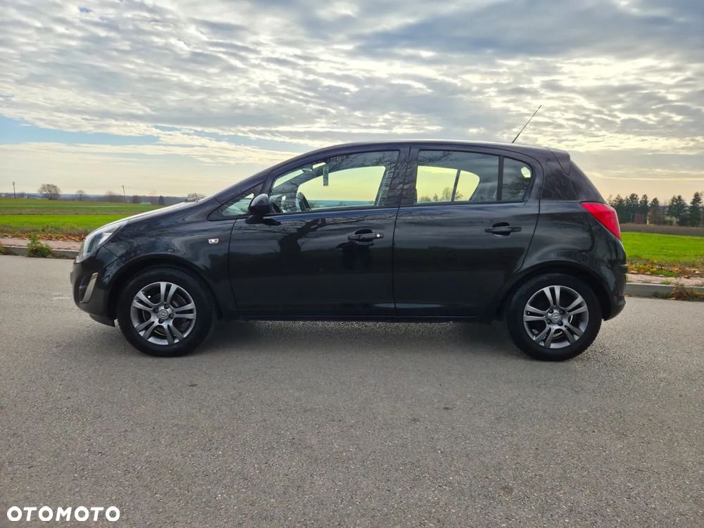 Opel Corsa 1.2 16V Color Edition - 10