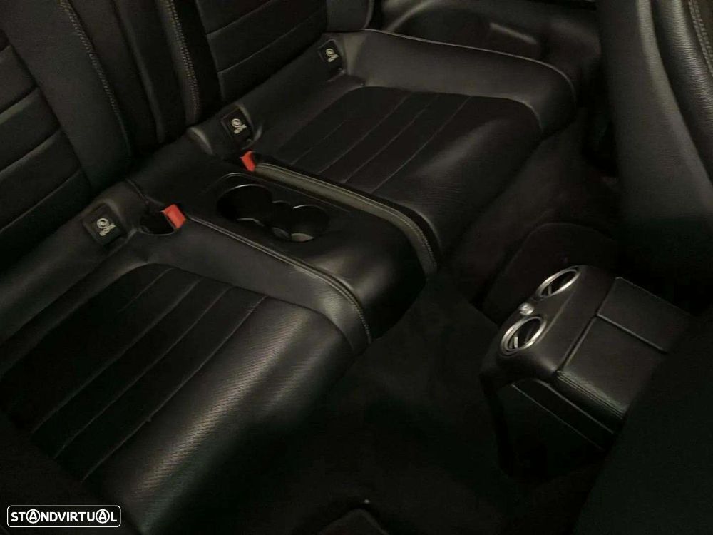 Mercedes-Benz C 200 - 19