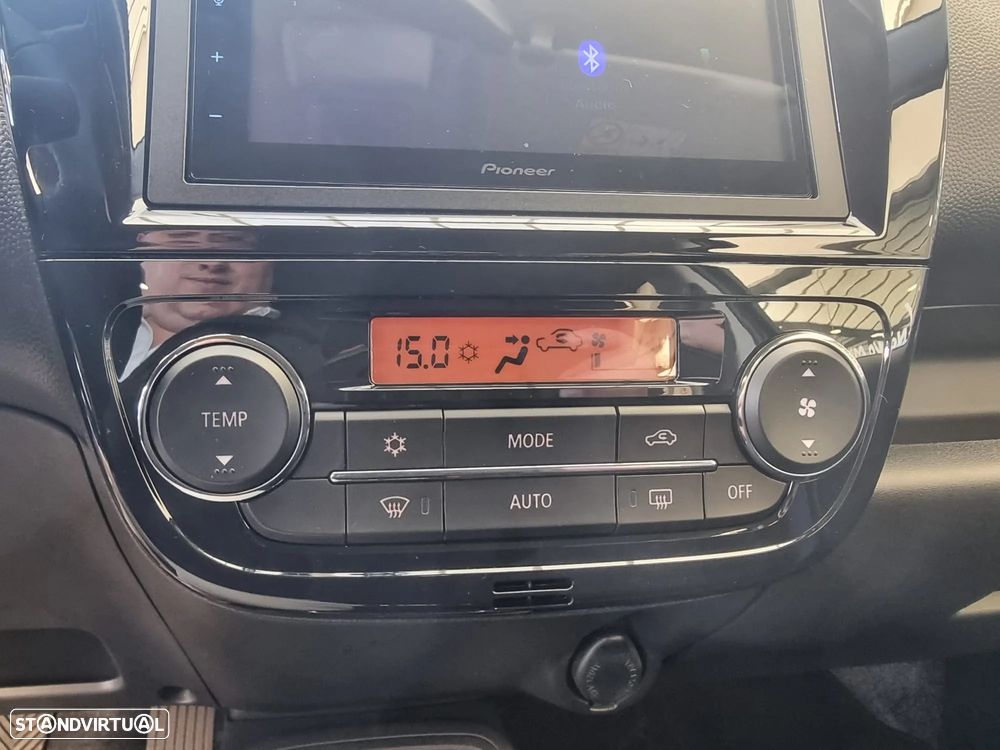 Mitsubishi Space Star 1.2 Intense Connect Edition - 14