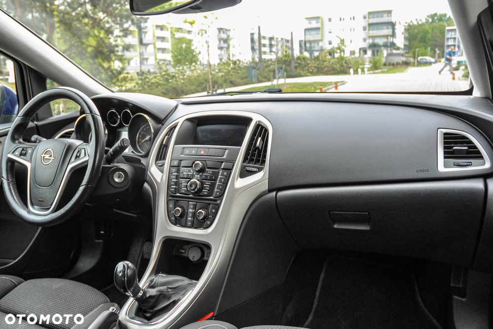 Opel Astra - 9