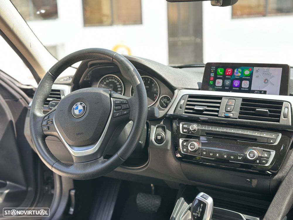 BMW 330 e iPerformance - 25