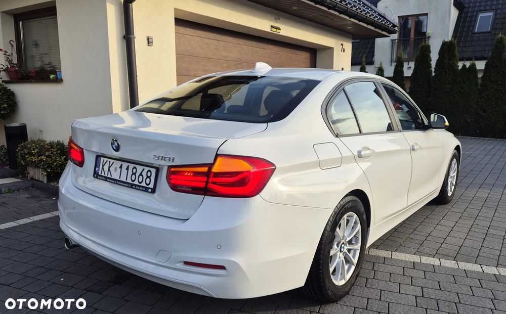 BMW Seria 3 318i Luxury Line - 4