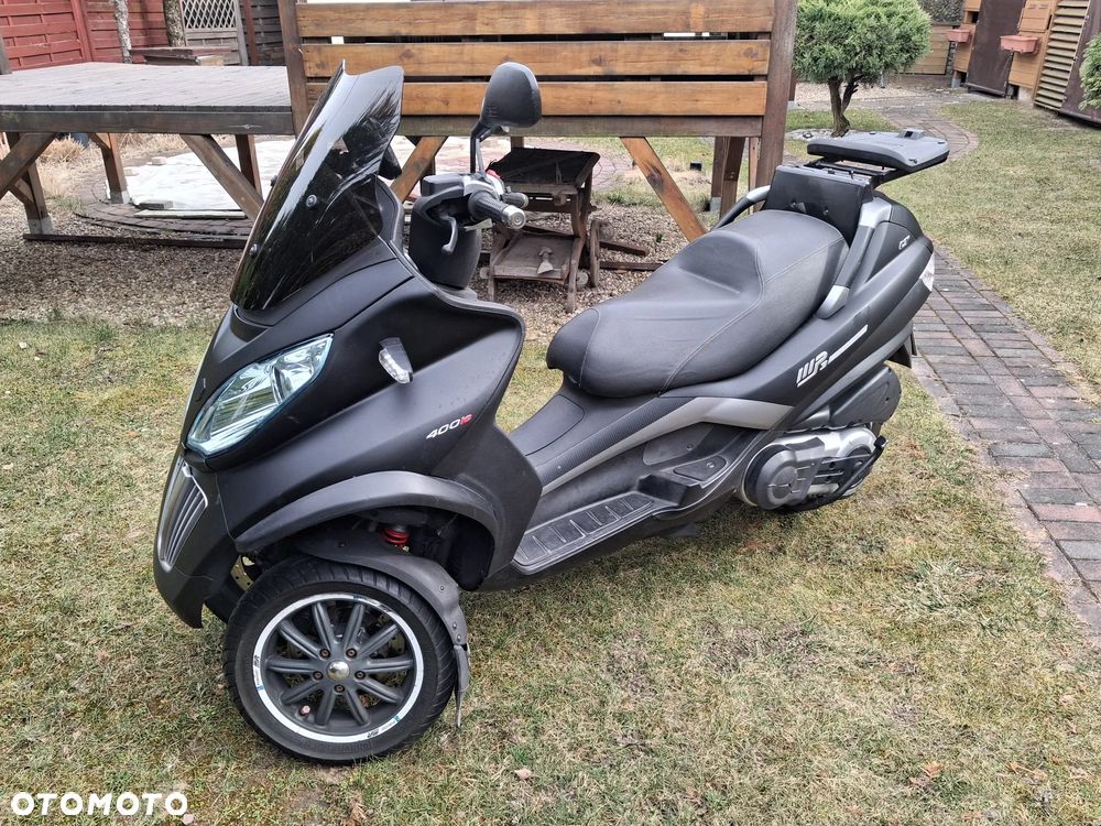 Piaggio MP-3 - 4
