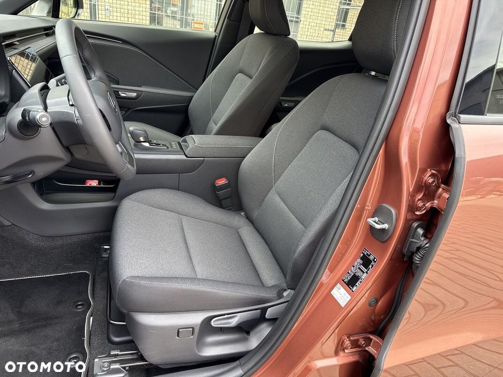 Lexus LBX 1.5 Hybrid - 15
