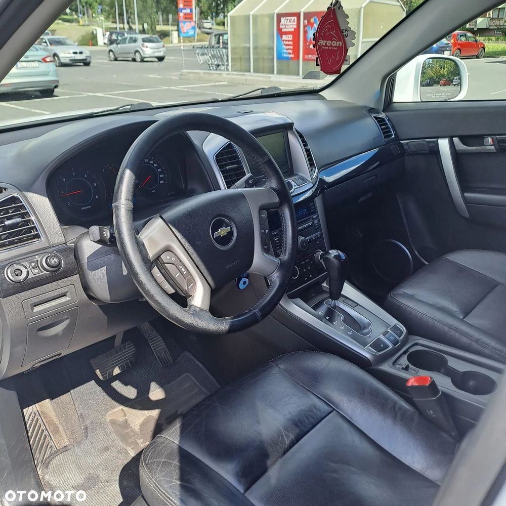 Chevrolet Captiva 2.2 4WD Automatik LTZ - 2