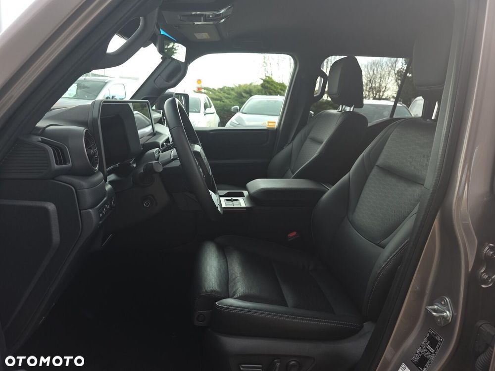 Toyota Land Cruiser LC 2.8 D-4D Executive - 14