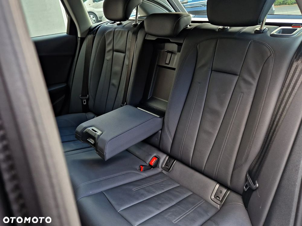 Audi A4 Avant - 29