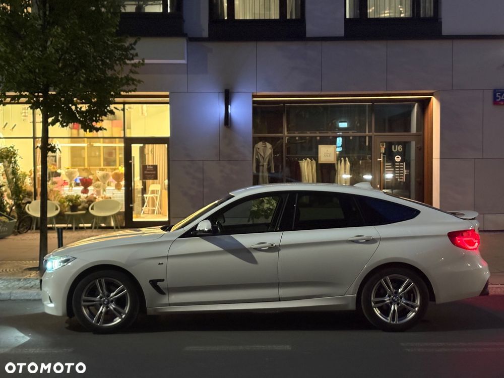 BMW 3GT 320i - 12