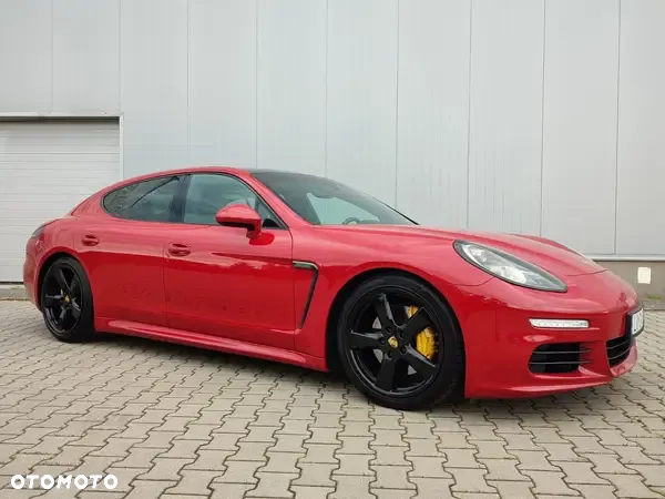 Porsche Panamera 4S