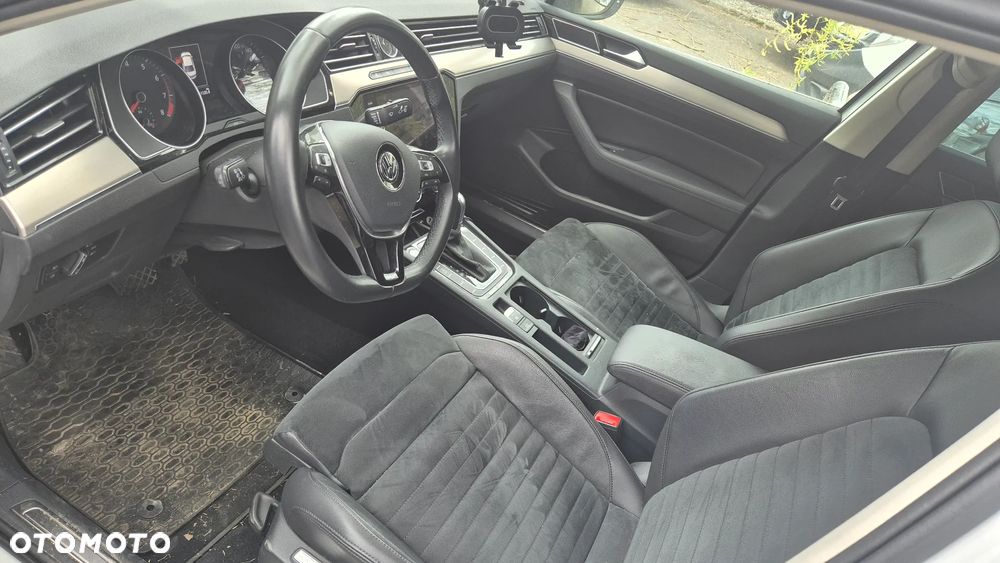 Volkswagen Passat 2.0 TSI 4Mot Highline DSG - 5
