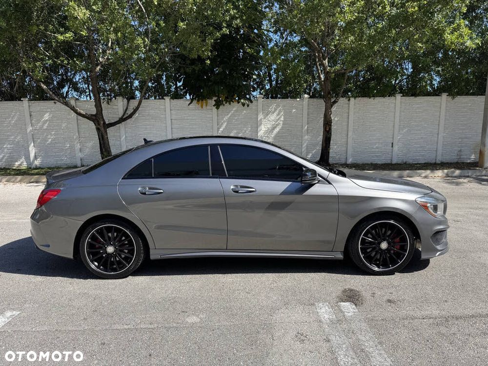 Mercedes-Benz CLA 250 4-Matic - 4