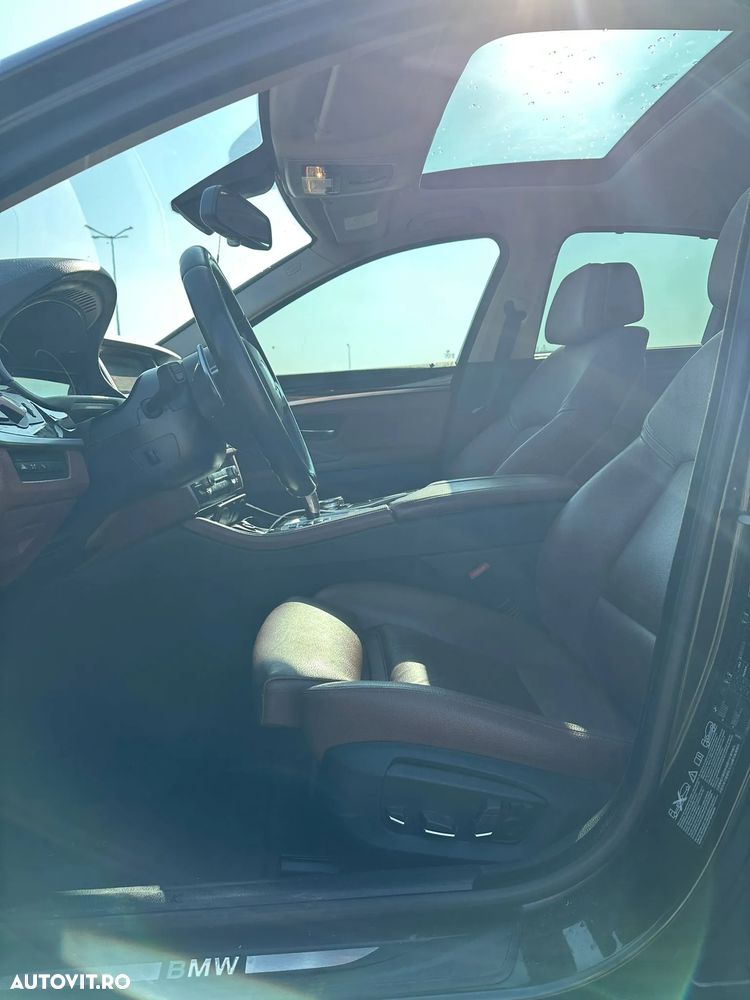 BMW Seria 5 525d xDrive AT - 10