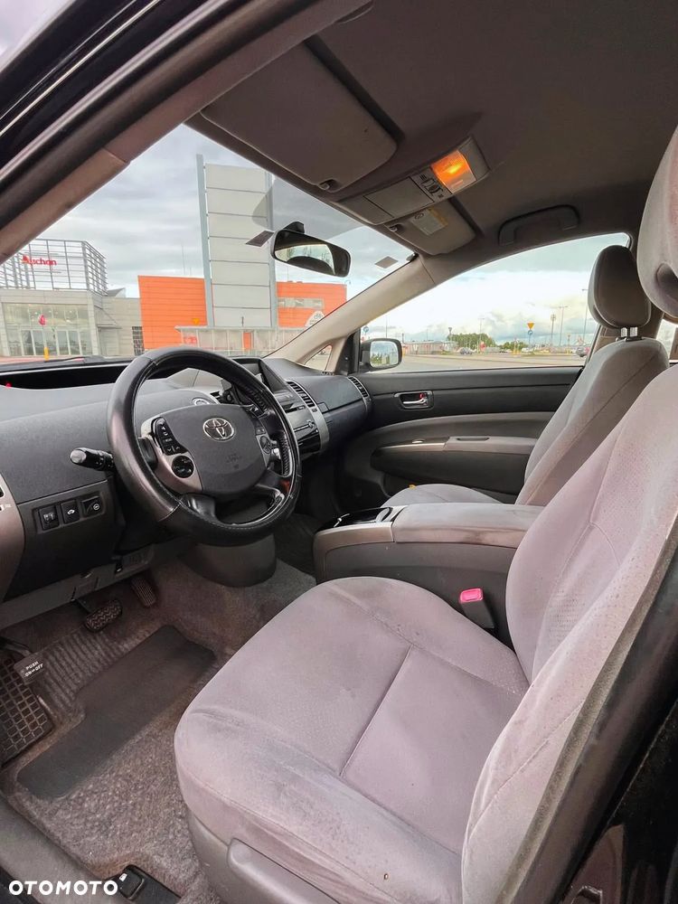 Toyota Prius - 6