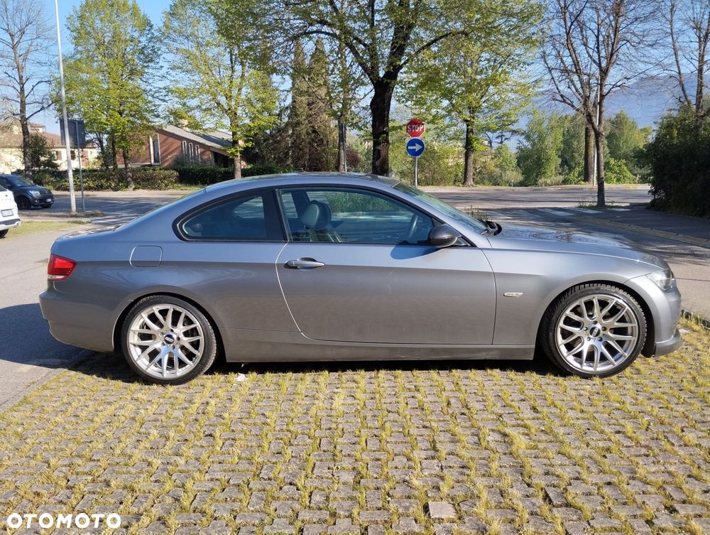 4x Felgi 18 m.in. do BMW 3 E36 E46 E90 F30 F31 F34 4 F32 F33 5 E60 X-drive F10 F11 - BK663 - 4