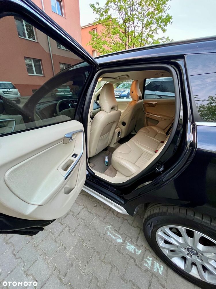 Volvo XC 60 - 8