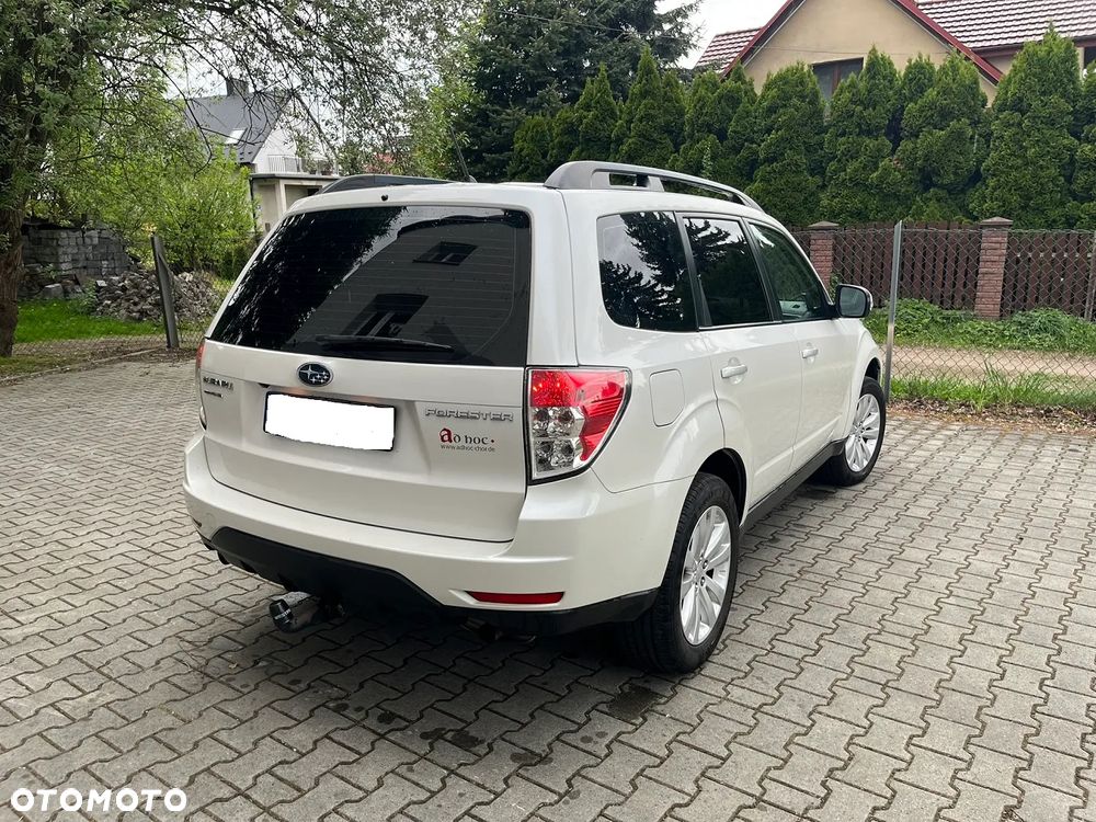 Subaru Forester 2.0i Exclusive - 31