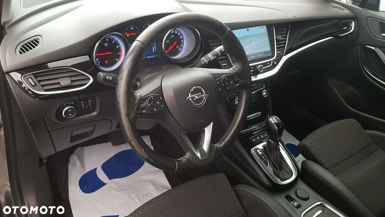 Opel Astra - 16