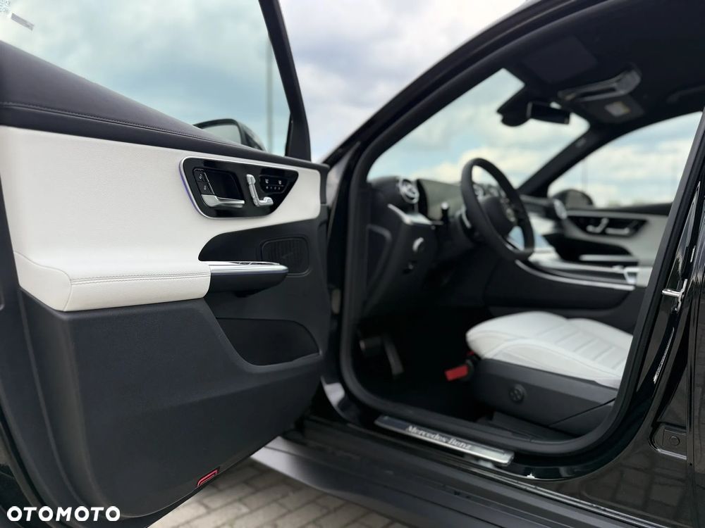 Mercedes-Benz GLC - 17