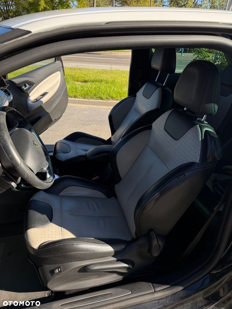Citroën DS3 1.6 HDi SportChic - 9