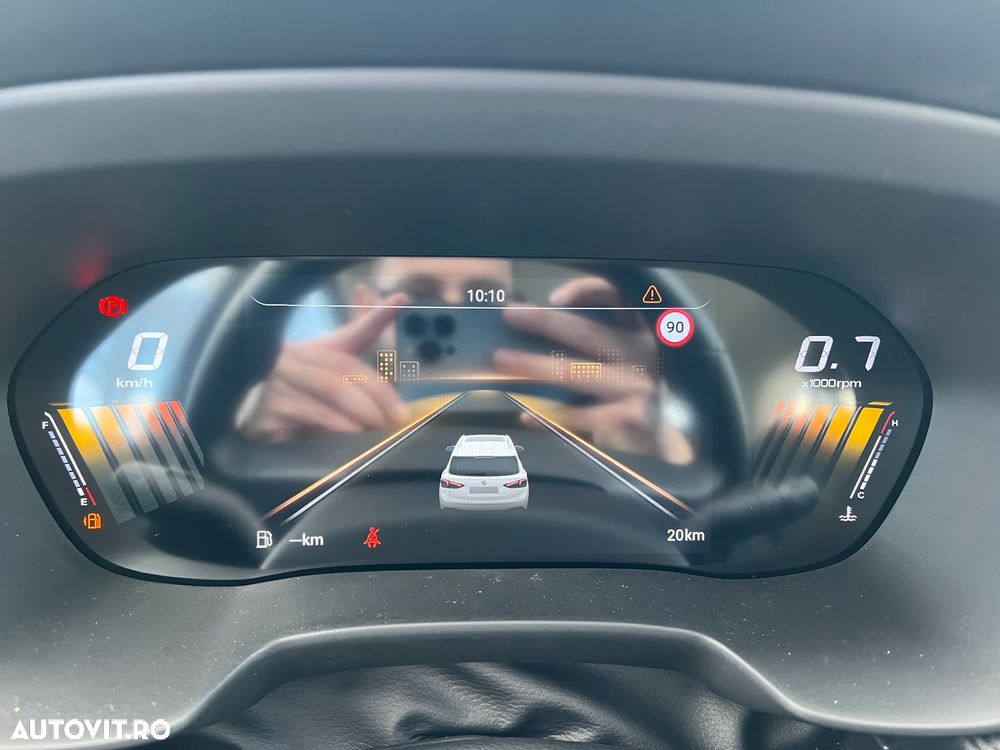 MG ZS ICE 1.5 Standard - 10