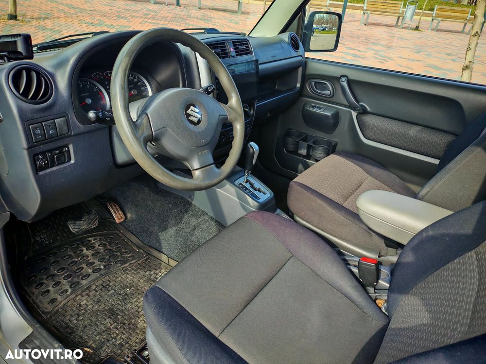 Suzuki Jimny - 11
