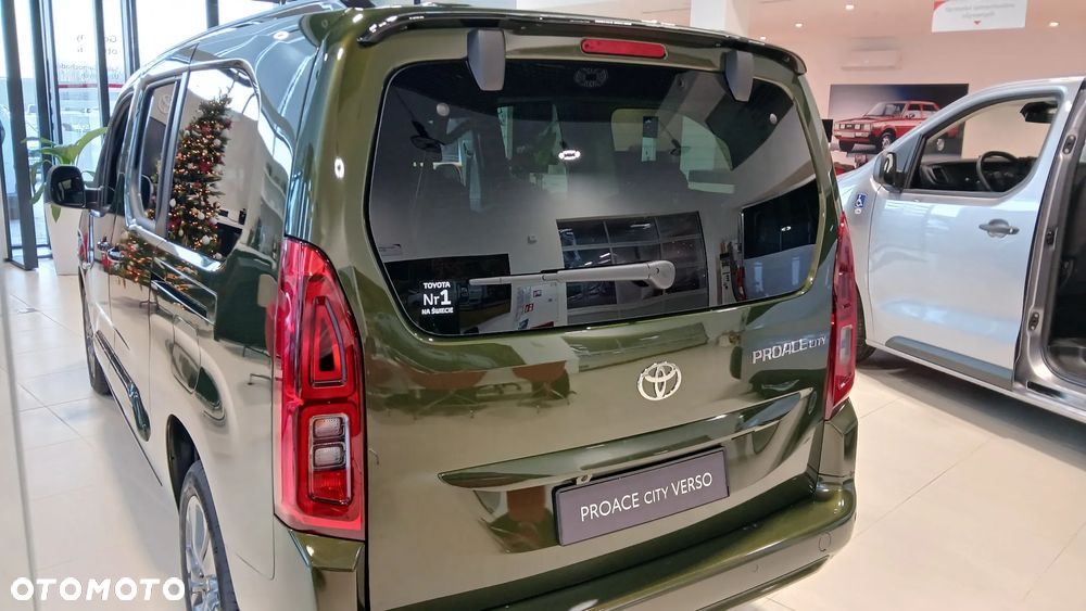 Toyota Proace City Verso Long 1.5 D-4D Family - 4