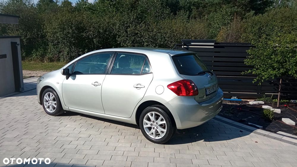 Toyota Auris 1.4 D-4D Luna - 6