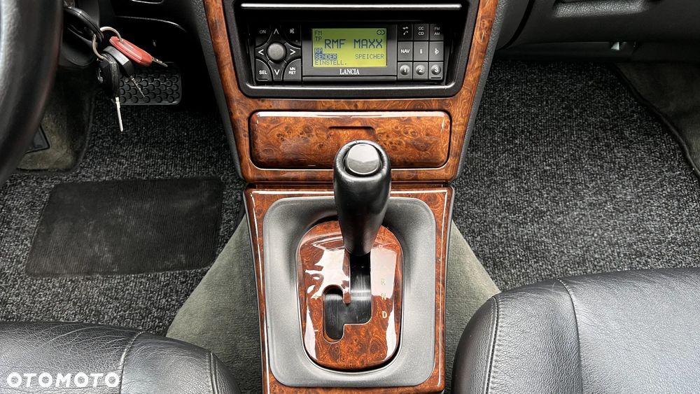 Lancia Kappa 3.0 LX - 22