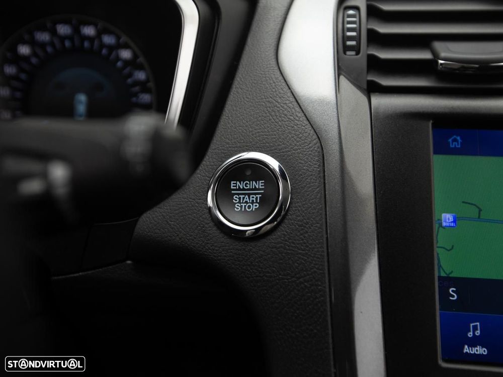 Ford Mondeo VAN 2.0  TITANIUM AUTO SW c/IVA - 14