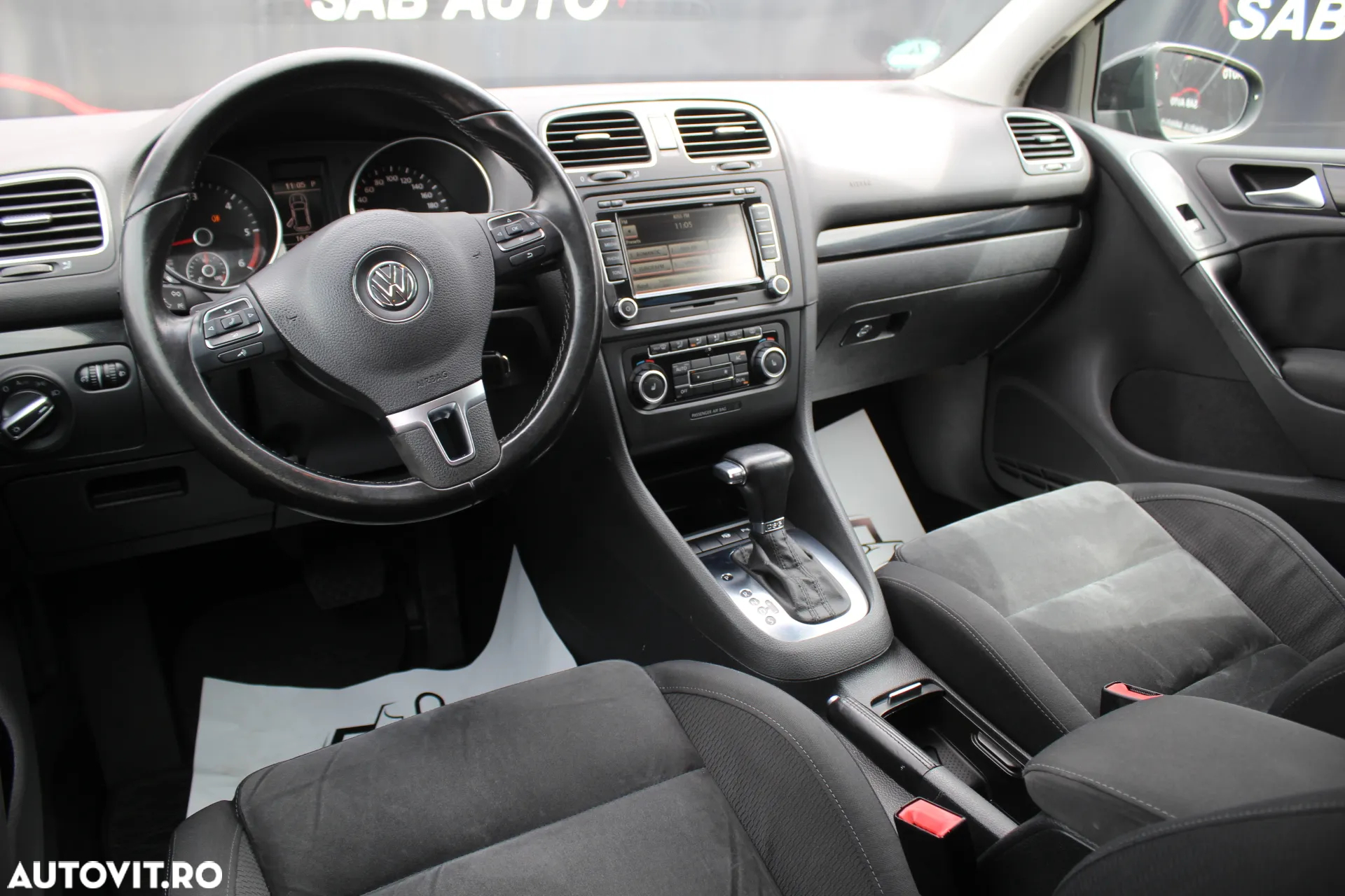 Volkswagen Golf 2.0 TDI Comfortline DSG - 4