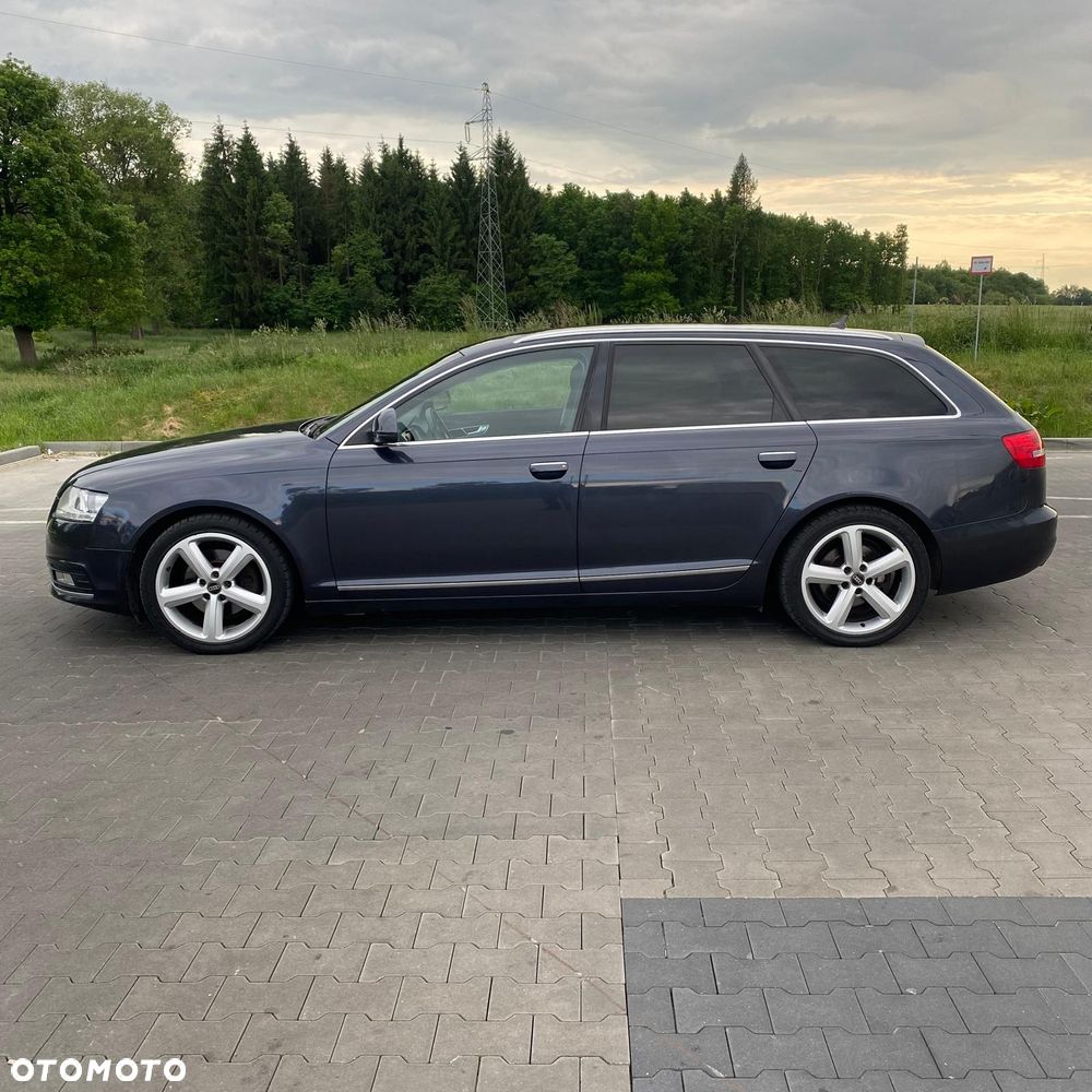 Audi A6 Avant - 1