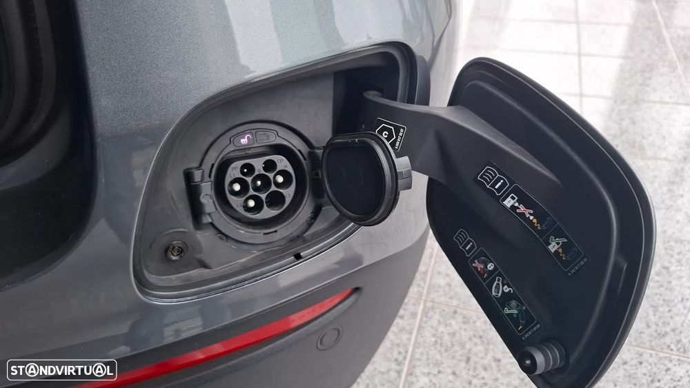 Mercedes-Benz GLC 300 de 4Matic 9G-TRONIC AMG Line - 10