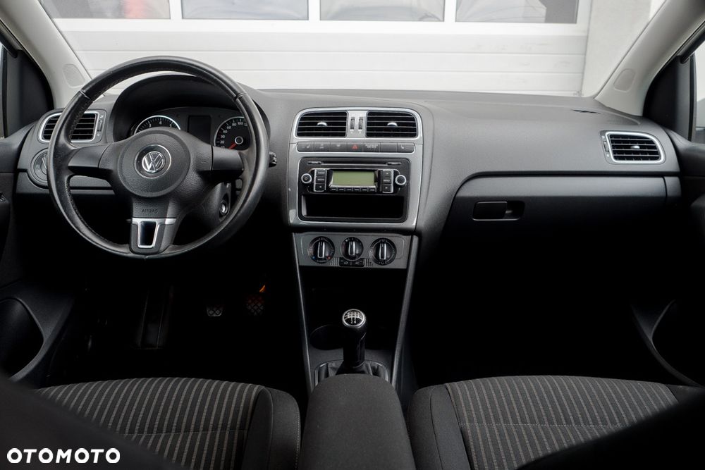 Volkswagen Polo 1.4 Highline - 35