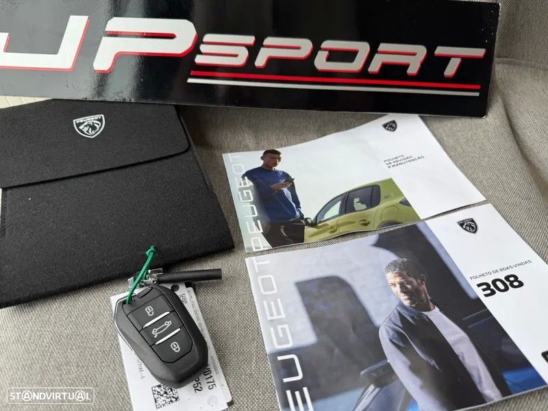 Peugeot 308 SW 1.2 PureTech Allure Pack - 23