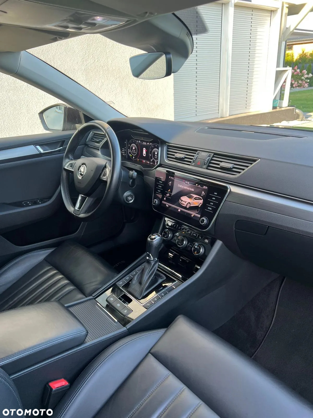 Skoda Superb 2.0 TDI SCR Style DSG - 13