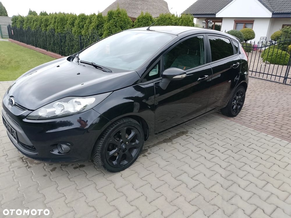 Ford Fiesta - 2